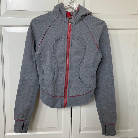 lululemon athletica Tops - Lululemon Zippered Contrast Interior Hoodie